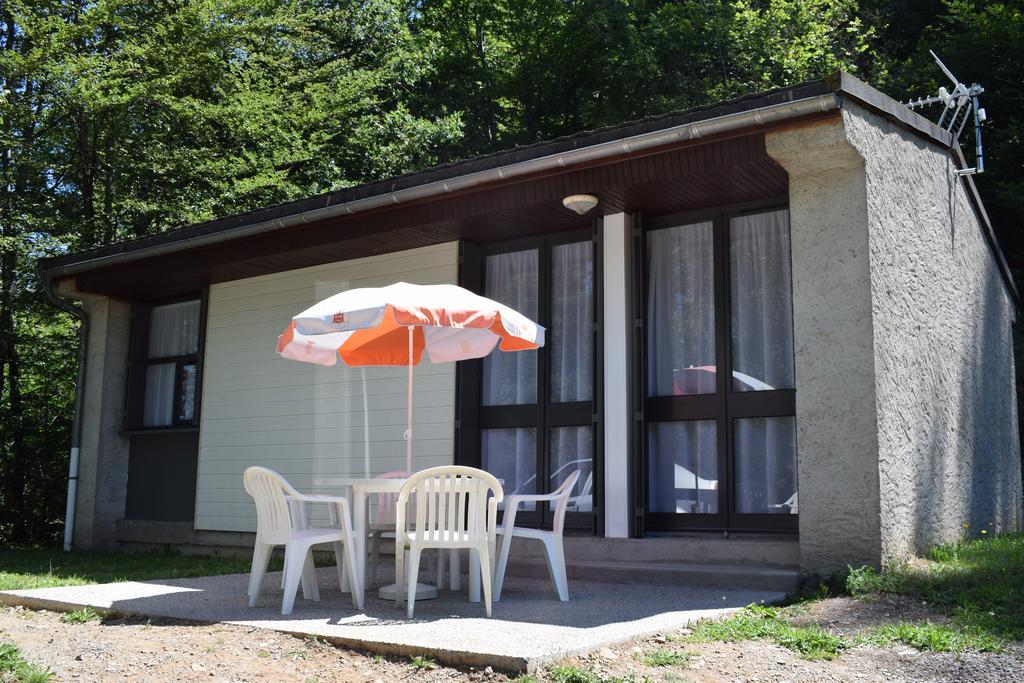 Vvf Cantal Champs-Sur-Tarentaine Exterior foto